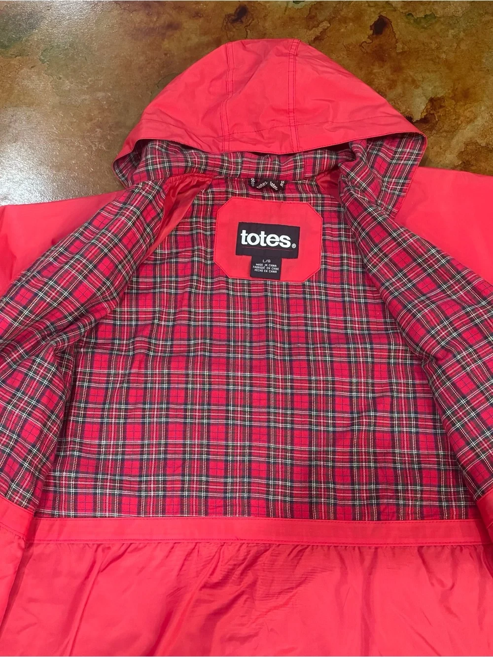 totes Women’s Red Hooded Rain Jacket With Plaid Lining Size L